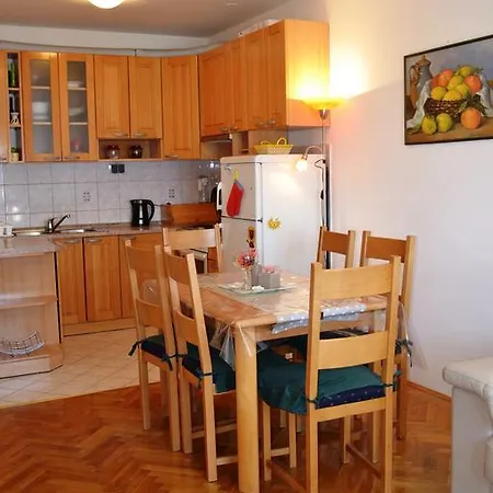 Apartment Gojsalic Omis